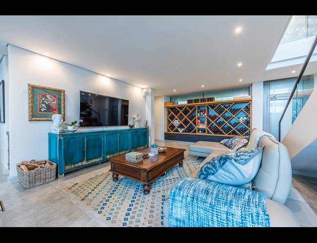 4 BEDROOM HOUSE FOR SALE IN PINNACLE POINT GOLF ESTATE